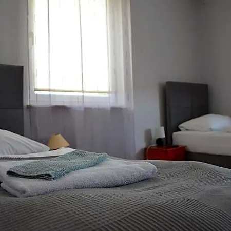 Bed & Breakfast Dom 2*